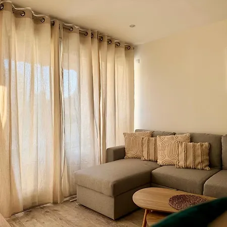 Soleil De Jade - Studio Cabine Avec Piscine, Plage A 200 M - La Grande Motte Διαμέρισμα *